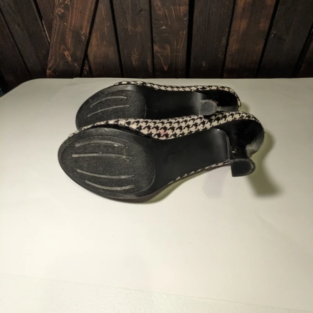 Classic houndstooth, MADDEN girl shoes, size 10 - Picture 7 of 9